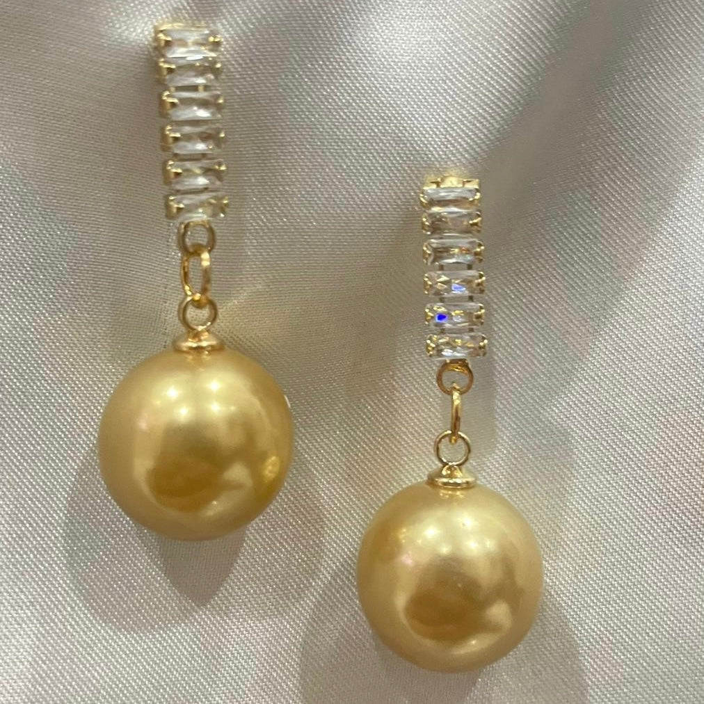 Tennis Golden Pearl Earrings