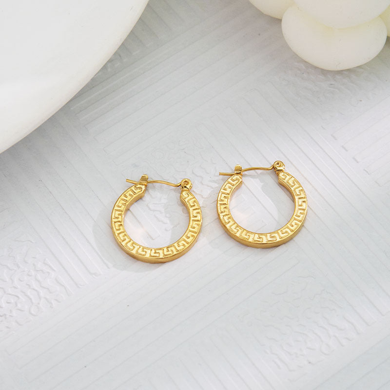 Maze Embossed Earring