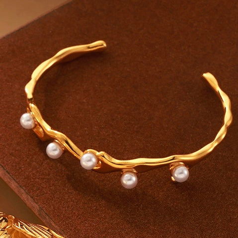 Abstract Pearl Bracelet