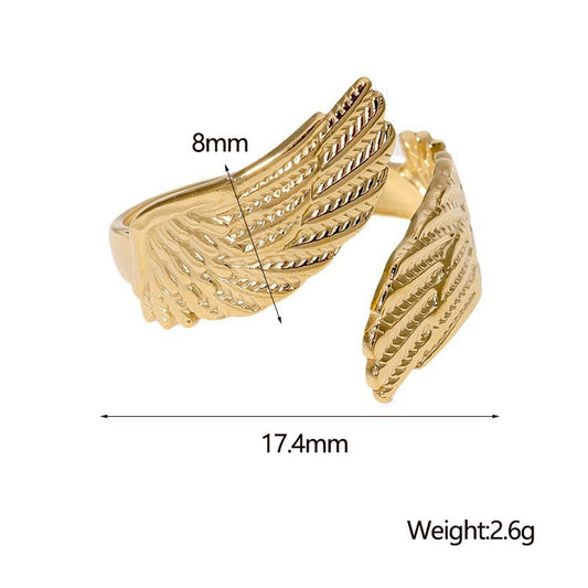 Leaf Hug Ring
