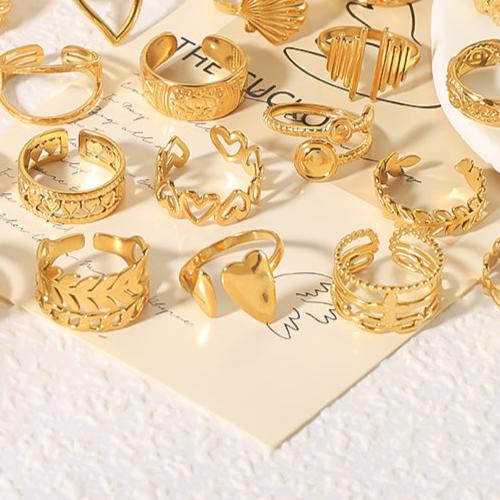 Love Leaf Ring